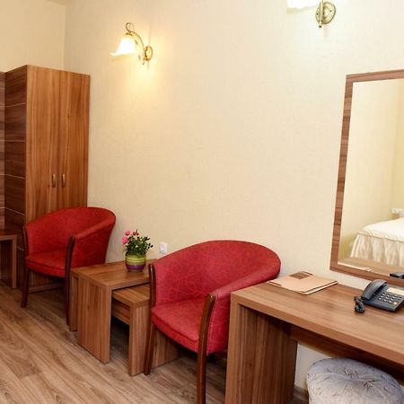 Hotel Gema Брашов Екстер'єр фото