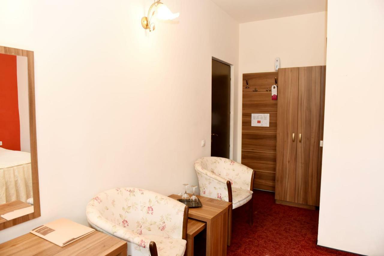 Hotel Gema Брашов Екстер'єр фото