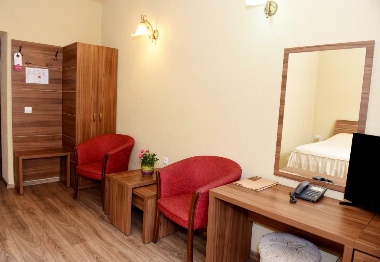 Hotel Gema Брашов Екстер'єр фото